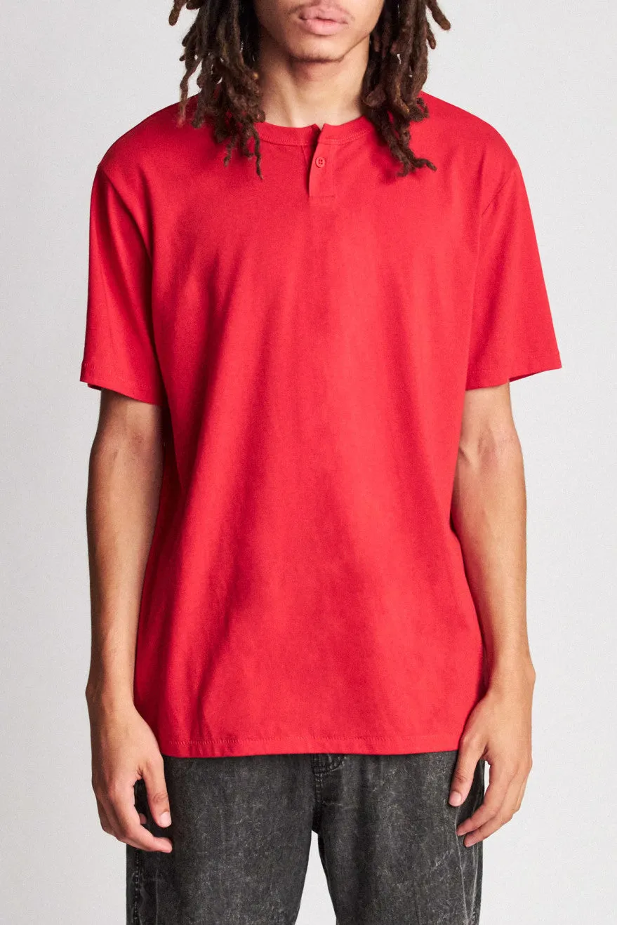 Basic S/S Henley - Scarlet