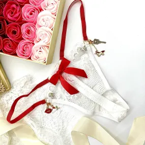 Fall in Love Thong *Gift Package*