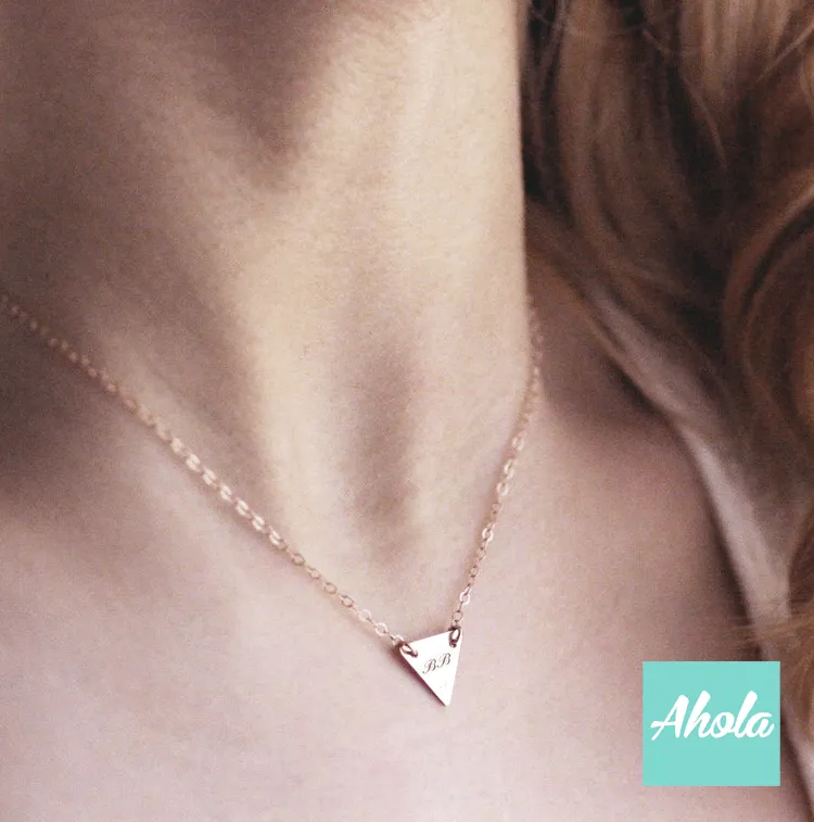 SP030 Dainty Sterling Sliver Dainty  Engrave Triangle Necklace